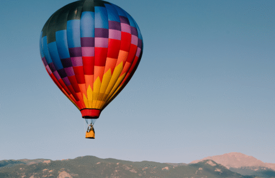 Flight in the balloon + walk in Sighnaghi + dinner with wine tasting in Chateau